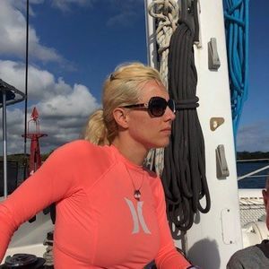 Meet your Posher, Caroline